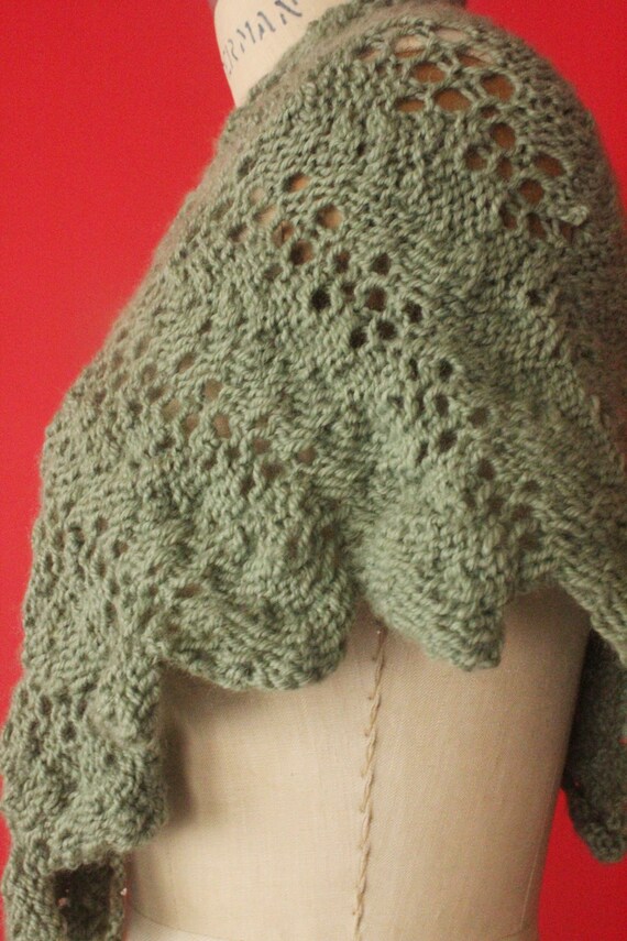 Vintage 60's Handmade Sage Green Crochet Shawl Wr… - image 9