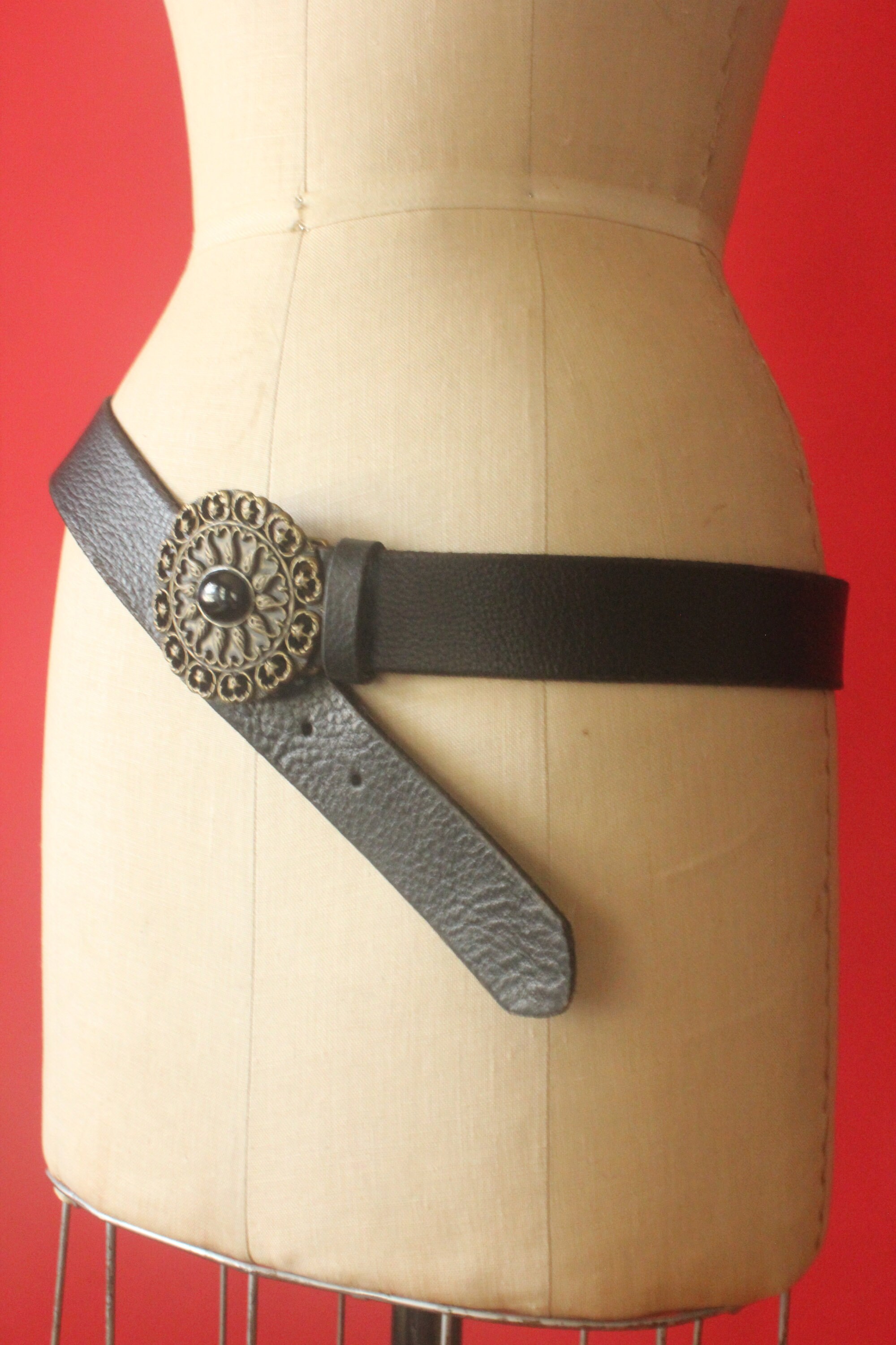 70s ヴィンテージ ベルガモット ブラスワークス y2k レザー ベルト Vintage 2000's Y2K Black Wide Leather Low Hip Belt With