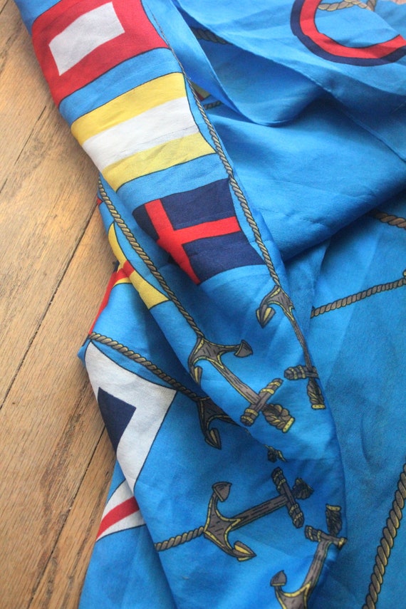 Vintage 80's Blue, Red and Yellow Nautical Anchor… - image 9