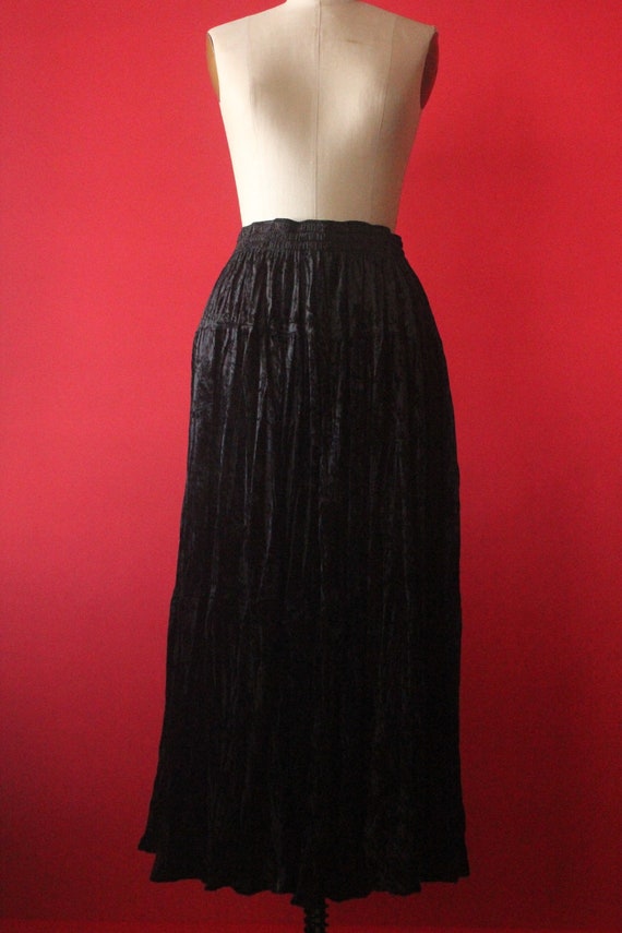 black crushed velvet skirt