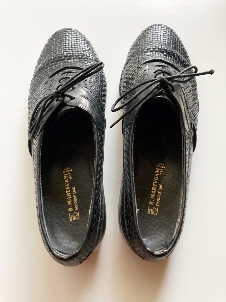 Vintage 70-/80-tals R Martegani Boutique Line svarta vävda läder Oxfords med snörning, loafers storlek 10, tillverkade i Italien bild 10