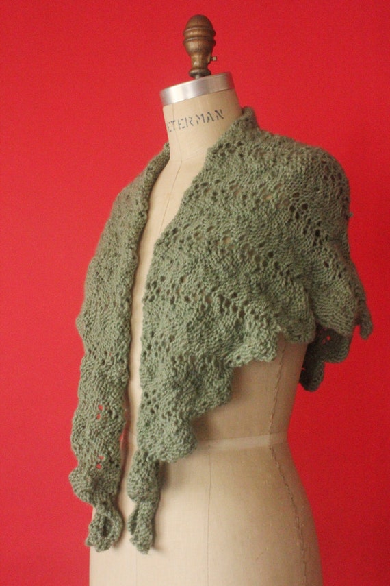 Vintage 60's Handmade Sage Green Crochet Shawl Wr… - image 6