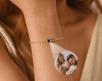 Projection Bracelet with Picture Inside, Mom Photo Bracelets, Memorial Gift for Loved Ones,  Birthday Gift for Mom, Pet Memorial Jewelry