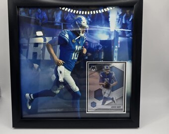 Cornice da parete con carta da football dei Detroit Lions Jared Goff, 8"x8"