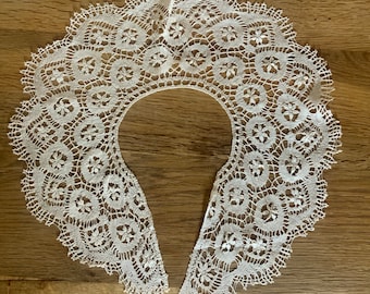 Antique Edwardian Lace Collar - Beige Vintage Neck Piece