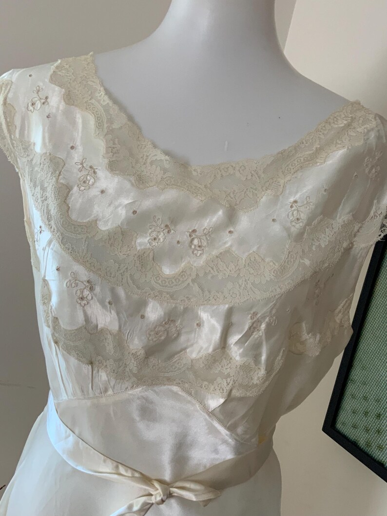 1950s Bridal Nightgown satin M