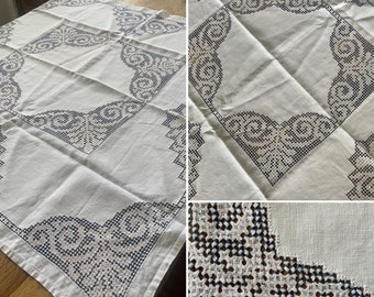 Edwardian Tablecloth - Vintage Tablecloth - Small Tablecloth - Embroidered Tablecloth - White Blue Tablecloth