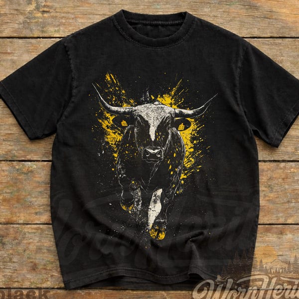 Comfort Colors Charging Bull Western Vintage T-Shirt, Rodeo Cowboy Ranch Retro Tee