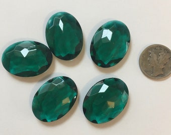 Rare (5) Vintage 25x18mm Oval Emerald Green Double Faceted Glass Jewels