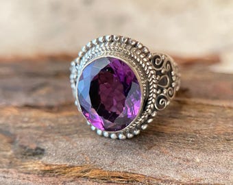 Vintage Deep Purple Amethyst Ring: Faceted Oval Purple Crystal, Ornate Chunky 925 Sterling Silver Setting, February Birthstone Jewelry Gift