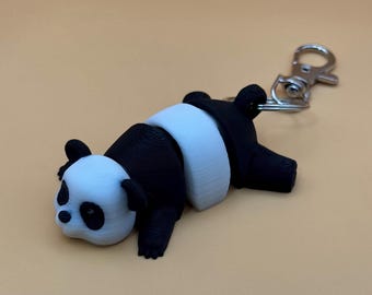 3D Printed Articulated Panda Keychain: Wiggly Animal Charm