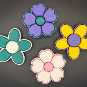 Flower Fidget Spinner & Clicker – Custom Colors, Fun for All Ages!