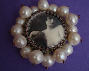 Pearl Encircled Nude Brooch