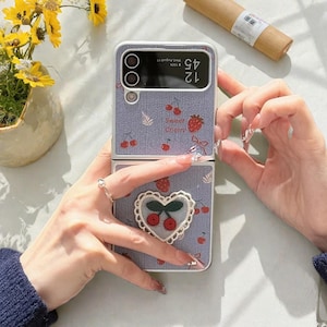 Coque de portable cerise kawaii avec chaîne pour Samsung Z Flip 6 5 4 - Coque antichoc de style coréen mignon