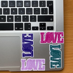 LOVE RUN Sticker, Laufmotivation für Läufer & Athleten, Inspirational Runner Geschenk, Runing, 5k, 10k, Halbmaraton, Marathon.