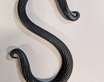 4" Spiraling S-Hook