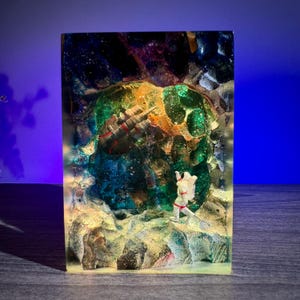 Astronaut Galaxy Resin Lamp – Handmade Space Scene with Starship & Crater | Cosmic LED Light, Personalized Sci-Fi Gift for Him