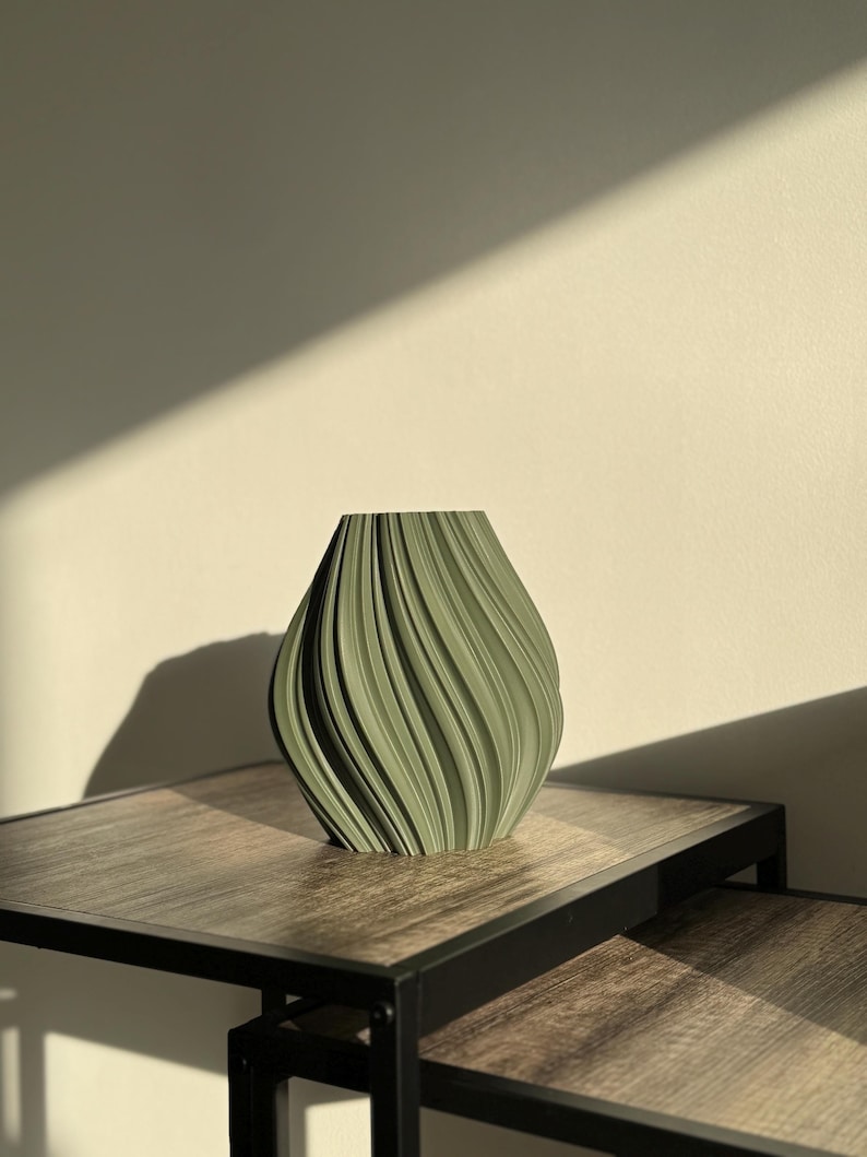 3D printed vase LUNAVA (plastic) – home decoration, gift ideas for women, Mother's Day gift, wedding gift, table decoration Olivgrün