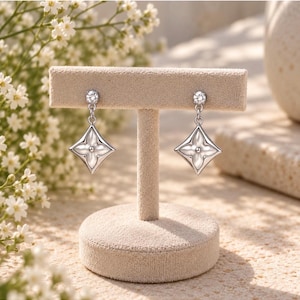 Clover Earrings Louis Vuitton - Etsy