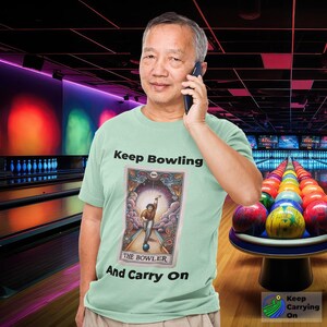 T-shirt unisexe motivant pour hommes Keep Bowling and Carry On Tarot classique