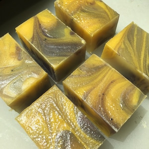 Lemon and Lavender Shampoo Bar