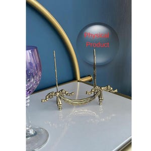 Elegant Brass Display Stand, Decorative Holder for Art, Plate or Frame, Gold Metal Display Ease, Vintage Style Tabletop Stand for Home Decor