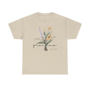 Grandma Pregnancy Announcement Tee, Unisex T-Shirt, Cute Grandma Shirt Gift, New Grandma Gift Shirt, Grandma Reveal Shirt, Baby Announcement