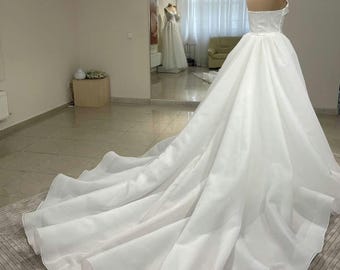 Detachable organza wedding overskirt,Minimalist Wedding Skirt | Custom Organza Bridal Skirt | Handmade wedding overskirt