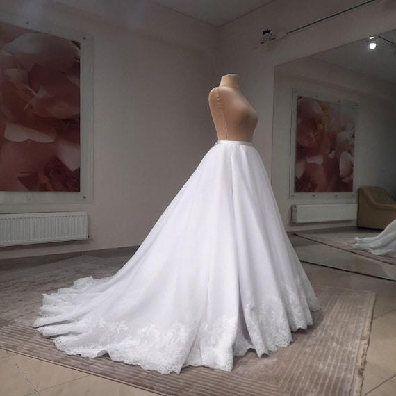 wedding dress white lace skirt Illusion Lace Appliqued Top Tulle Skirt A-Line Wedding Dress