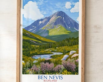 Puede incluir: Una lámina artística enmarcada con una pintura de paisaje del Ben Nevis en Escocia. La escena muestra una gran montaña con laderas verdes y parches de nieve, un arroyo serpenteante y un primer plano lleno de flores silvestres rosas y amarillas.
