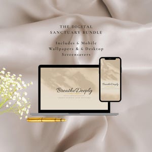 Può includere: Un pacchetto digitale con un portatile e uno smartphone che mostrano il testo Breathe Deeply, Plan Intentionally, Choose Purpose Over Pressure. Il set include 6 sfondi per cellulari e 6 screensaver per desktop, con una penna stilografica dorata.