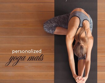 Personalisierte Sternschnuppe Yogamatte | Personalisierte Name Matte | Himmlisches Yoga Geschenk | Schwarz oder Weiß