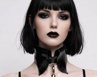 Verity Formal Collar with Ravena Spiked Chain Tie