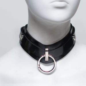 Novelia Shaped O-Ring Day Collar