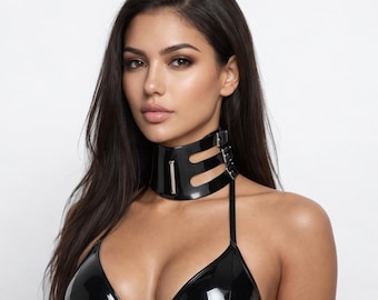 Zafira Asymmetrical Posture Collar