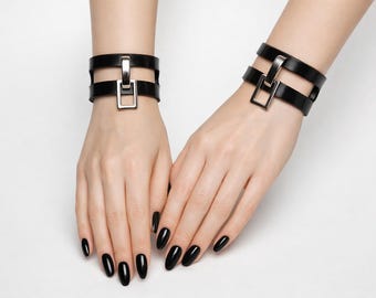 Everly Suspended Cuff Set