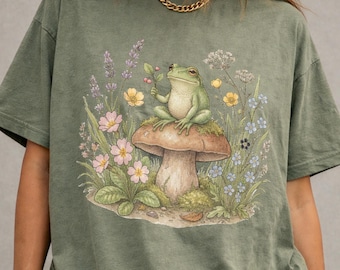 Frog Shirt Comfort Colors 1717, Cottagecore Frog Tee, Cute Mushroom Frog Shirt, Fairycore Nature Aesthetic T-Shirt, Woodland Animal Tee