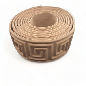 Moldura de madera 215 Χ 5 cm - Modelo curvado - Flexible - Decoración de madera - Moldura para muebles de madera