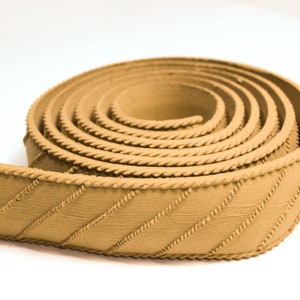 Moldura de madera 215 Χ 4 cm - Modelo curvado - Flexible - Decoración de madera - Moldura para muebles de madera