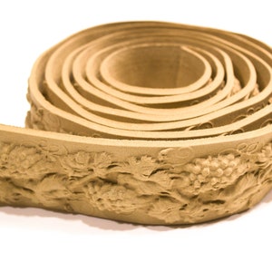 Moldura de madera 215 Χ 4,5 cm - Modelo curvado - Flexible - Decoración de madera - Moldura para muebles de madera