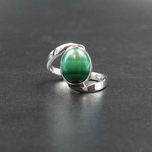 Green Malachite Sterling Silver Ring, Handmade Solitaire Gemstone Ring, Malachite Jewelry, Green Stone Ring Gift for Her