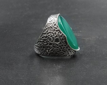 Green Agate Sterling Silver Big Men's Ring, Statement Ring Gift for Him, Men's Jewelry, Boho Unisex Green Gemstone Ring