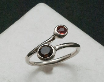 Smoky Quartz and Red Garnet Sterling Silver Ring, Delicate Dual Gemstone Twist Ring Gift for Her