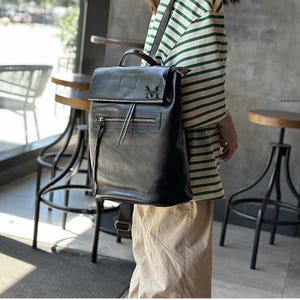 Sac à dos en cuir fait main pour femme, petit sac à dos pour ordinateur portable, sac à dos, sac d'école de ville, cadeau pour elle