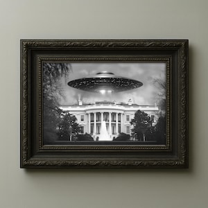 UFO Over The White House Printable Wall Art - Retro Alien Invasion Scene - Historical Landmark UFO Art - Instant Digital Download