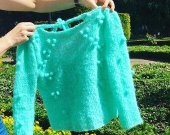 Maglione color mirtillo, cardigan slowfashion, nessuna produzione di massa