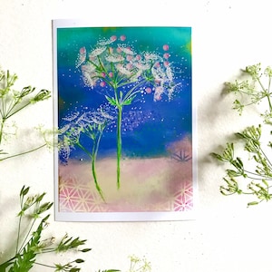 Jolie carte postale de fleurs sauvages de cow persil