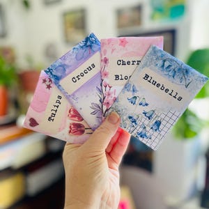 Mini Botanical Flower Zines – Handcrafted Nature Journal Inserts, Cottagecore