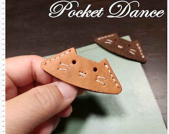 Handmade Leather Cat Corner Bookmark: Gift for Book Lovers