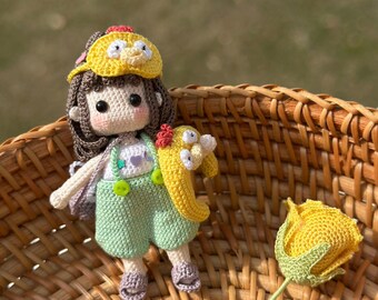 Mini Crochet doll, amigurumi pattern, handmade gift, Tiny amigurumi toys, Miniature handmade amigurumi, 3 inch (7.5cm)